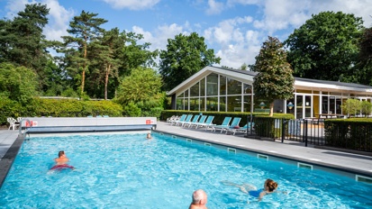 Resort Bosvallei Buitenzwembad 8